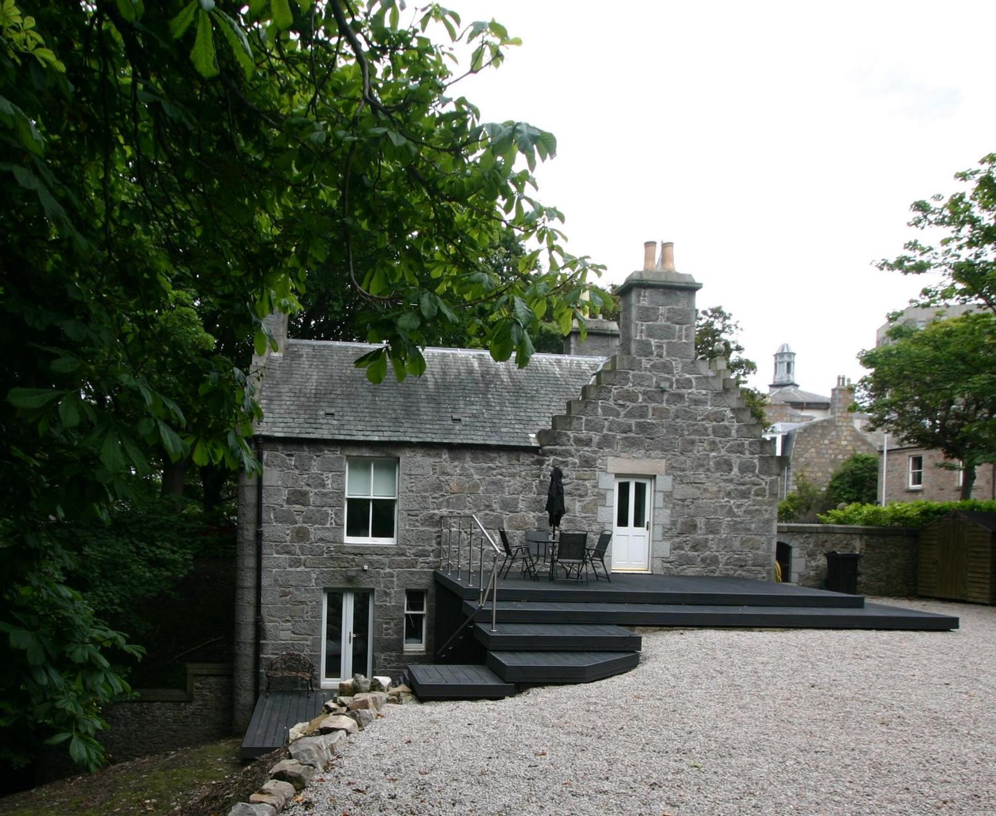 Historic Baronial Lodge With Parking, Aberdeen City Centre Dış mekan fotoğraf